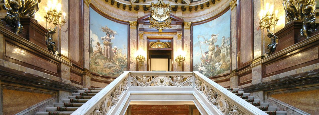 Escalera principal